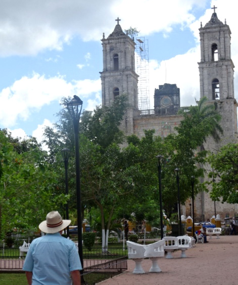 This image has an empty alt attribute; its file name is dsc09848.jpg